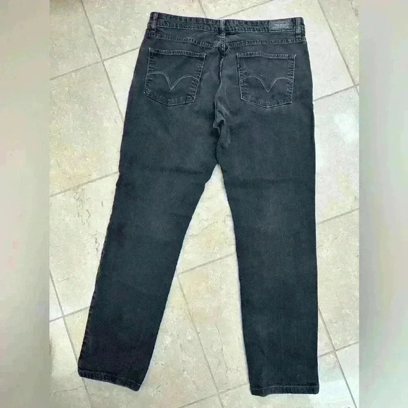 Levi’s Strauss Faded Lived in Black Color Mid Rise Cotton Size 12 - Picture 7 of 8